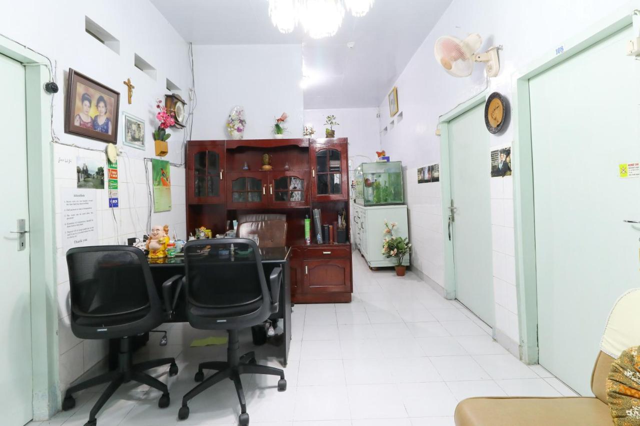 Emy'S Guesthouse Jenggrik Екстер'єр фото