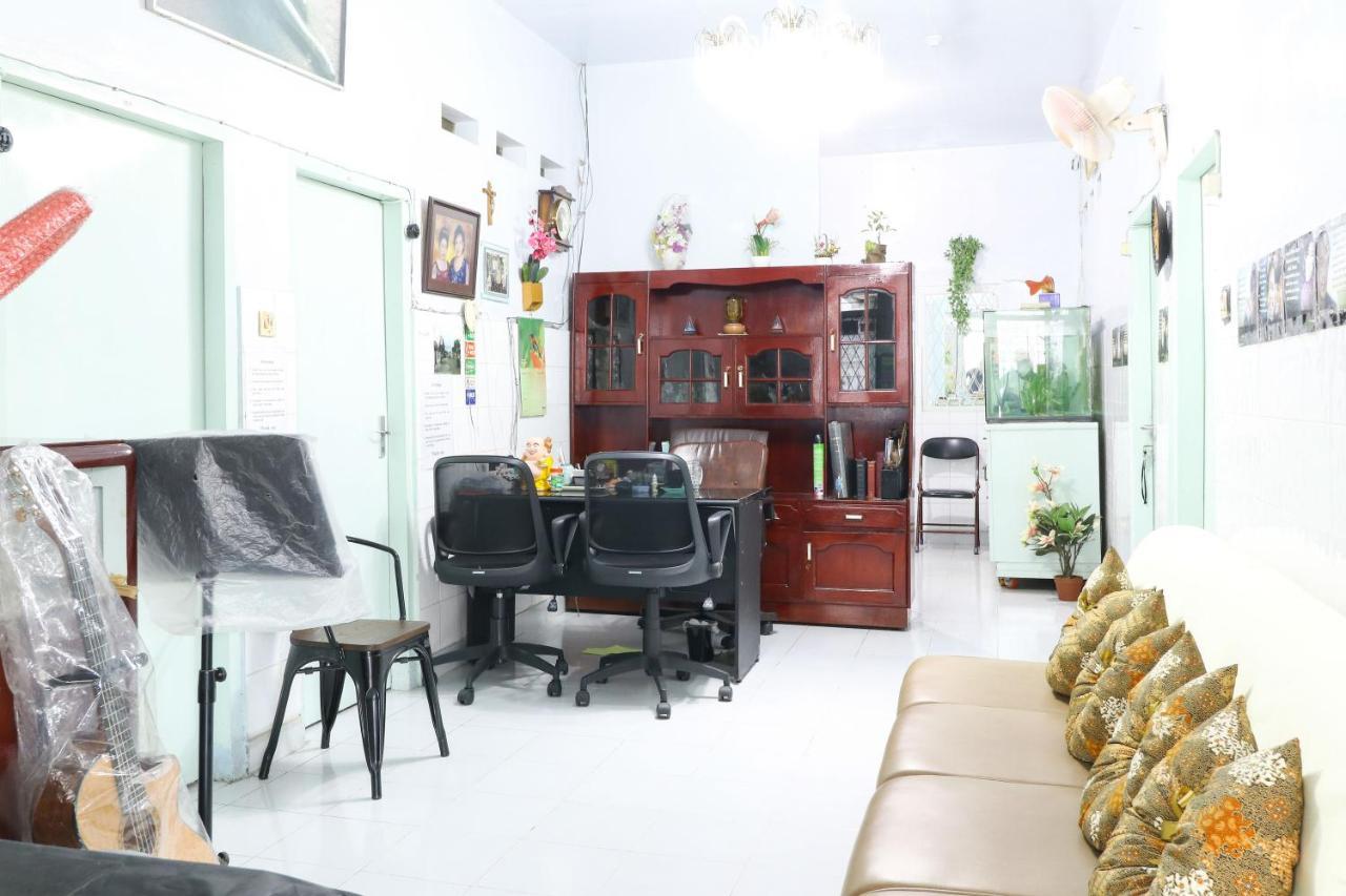 Emy'S Guesthouse Jenggrik Екстер'єр фото