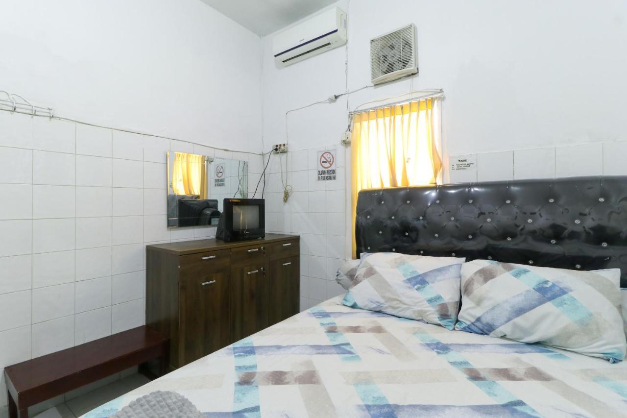 Emy'S Guesthouse Jenggrik Екстер'єр фото