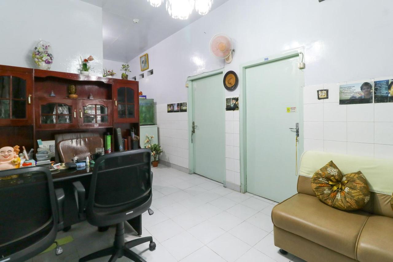 Emy'S Guesthouse Jenggrik Екстер'єр фото