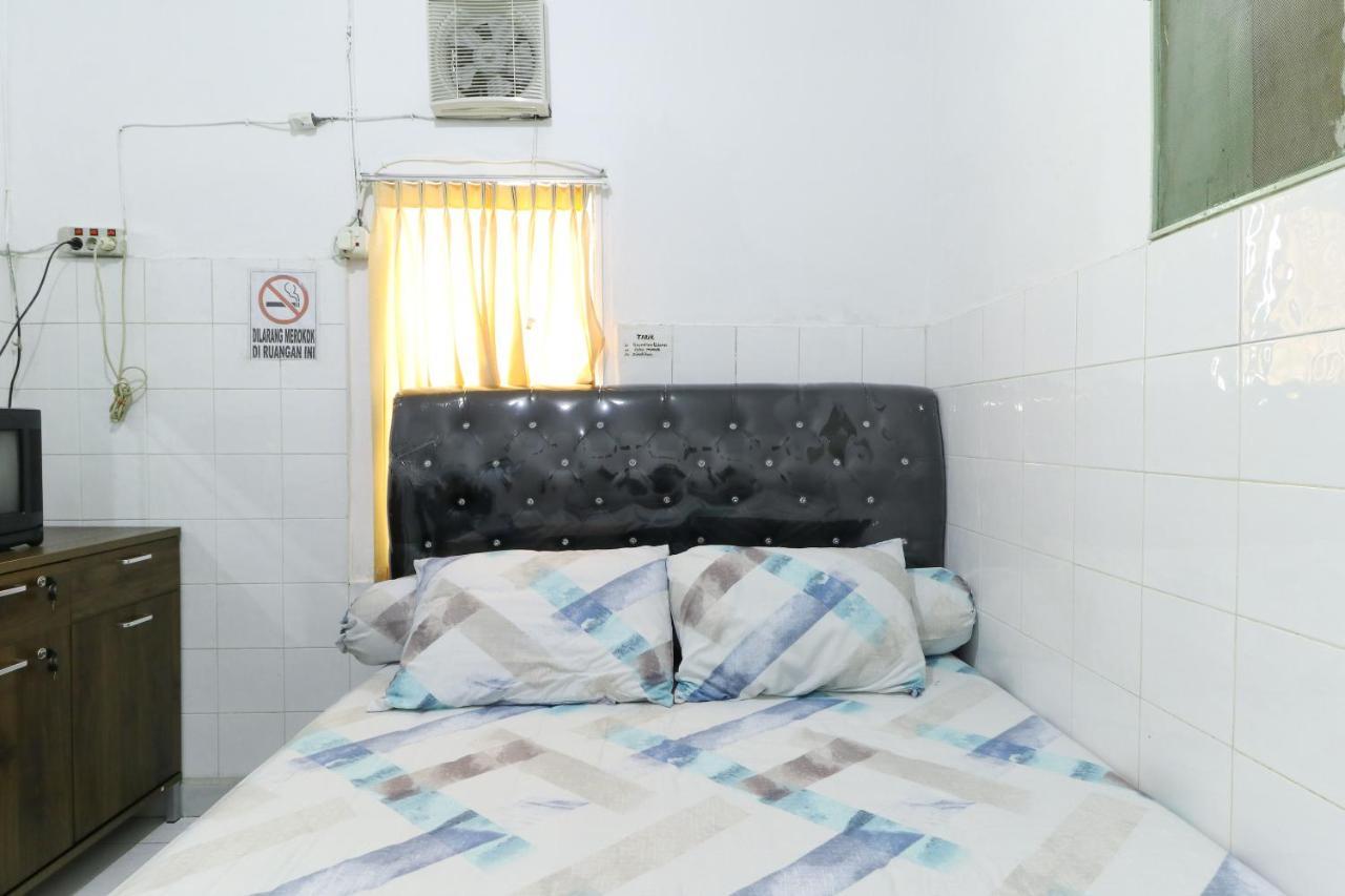 Emy'S Guesthouse Jenggrik Екстер'єр фото